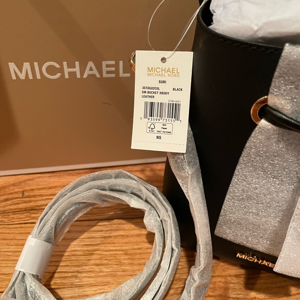 Michael Kors black small bucket bag NWT